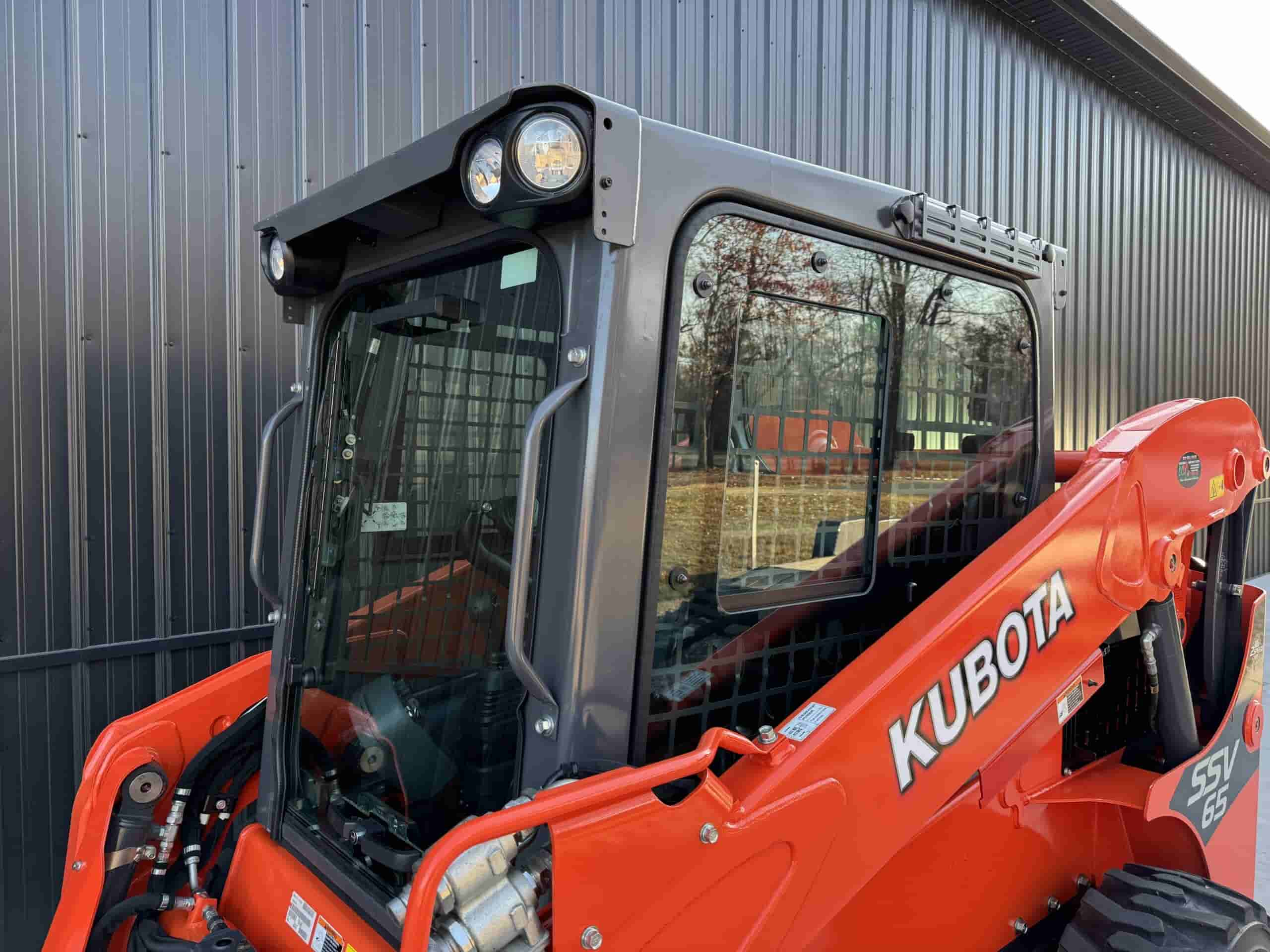 2018 KUBOTA SSV65
